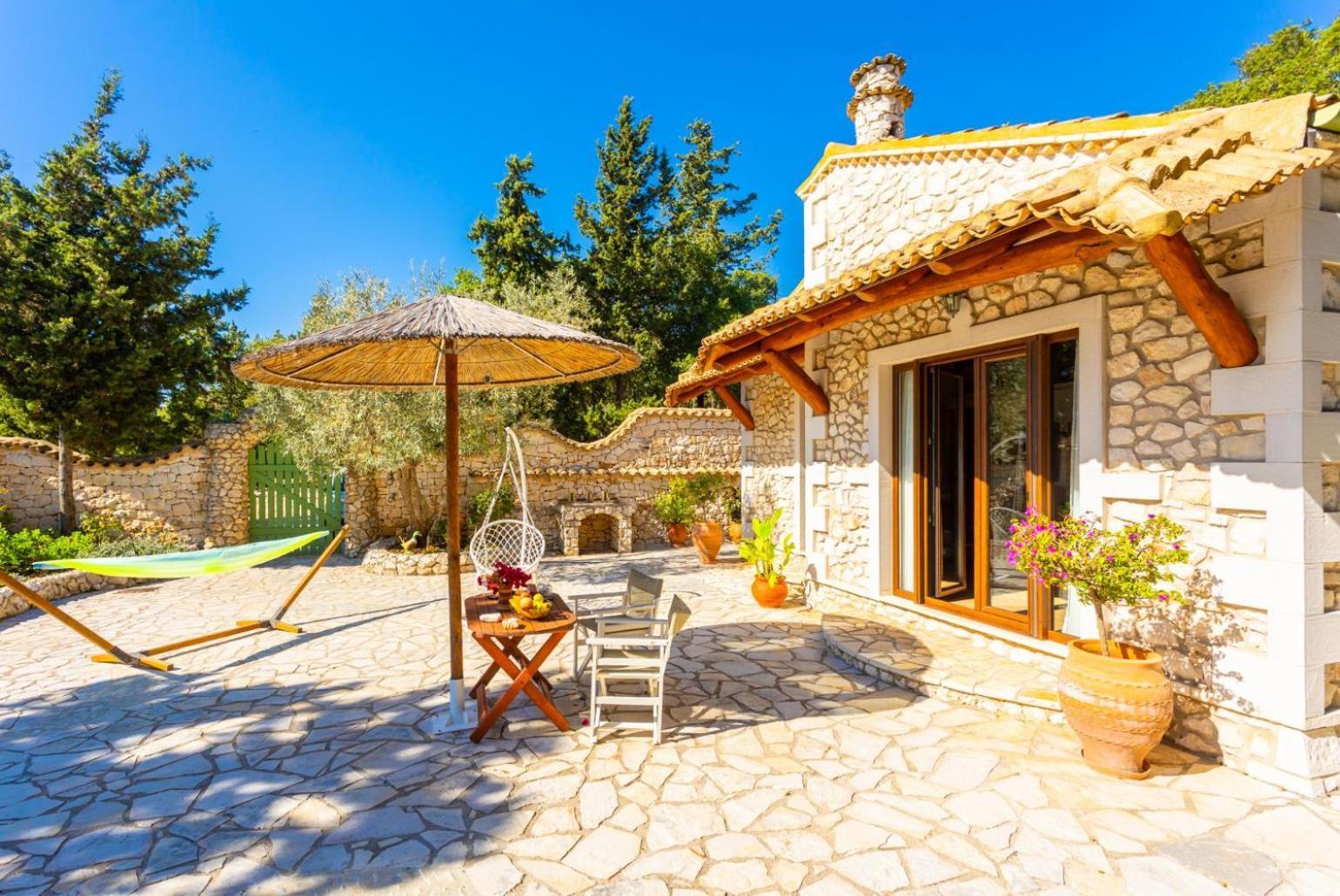 Villa Nionios Vlachopoulatika Екстер'єр фото